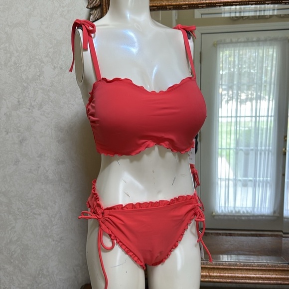 New Shade & Shore Red/orange Ruffled Bikini Set.  Size 36D top & L 12-14 bottom. - Picture 1 of 15